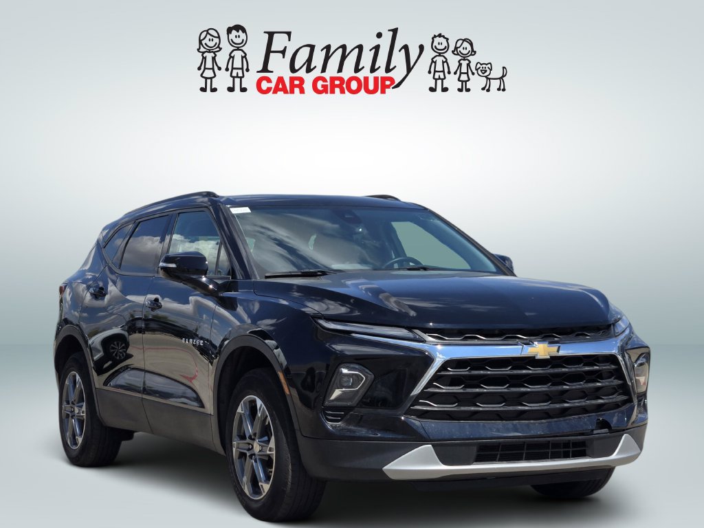 Used 2024 Chevrolet Blazer LT w/ LPO, Floor Liner Package FWD image 2