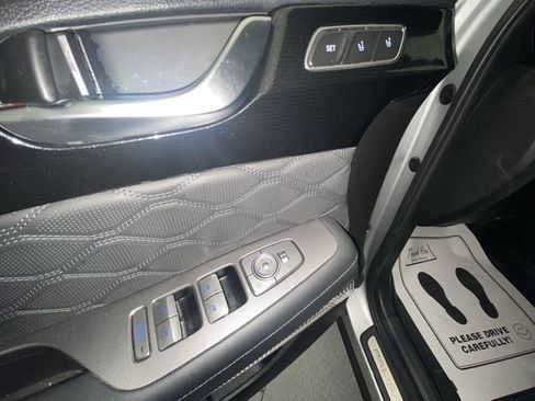 Used 2022 Hyundai Palisade Calligraphy w/ Winter Package FWD image 13
