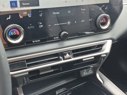 Certified 2026 Lexus RX 350 Premium AWD/4WD image 17