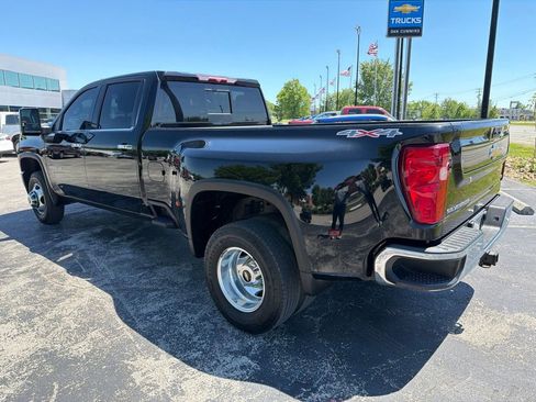 Used 2022 Chevrolet Silverado 3500 LTZ w/ LTZ Convenience Package AWD/4WD image 4