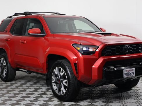 Used 2026 Toyota 4Runner TRD Sport AWD/4WD image 3
