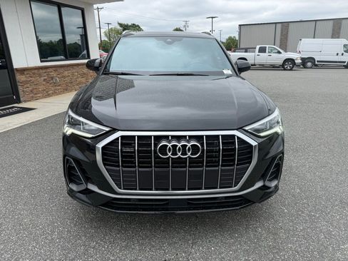 Used 2023 Audi Q3 2.0T Premium w/ Convenience Package AWD/4WD image 10