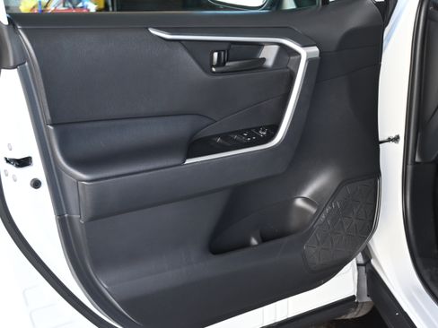 Used 2023 Toyota RAV4 LE image 26