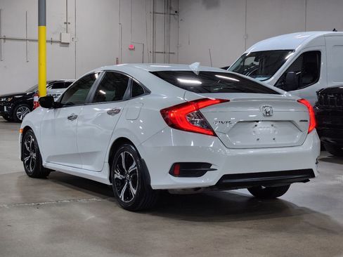 Used 2018 Honda Civic Touring image 11