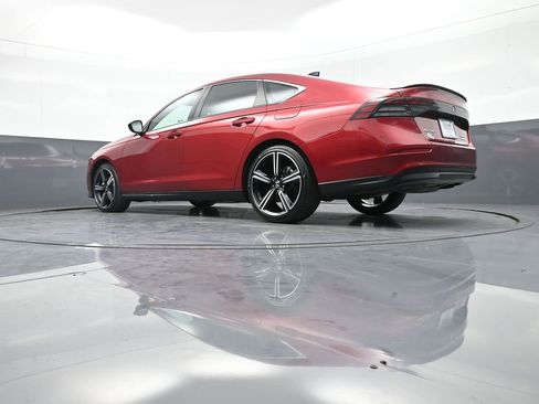 Certified 2024 Honda Accord Sport image 31