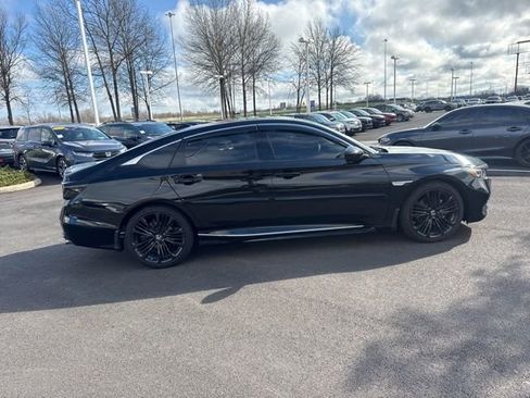 Used 2019 Honda Accord Sport image 9