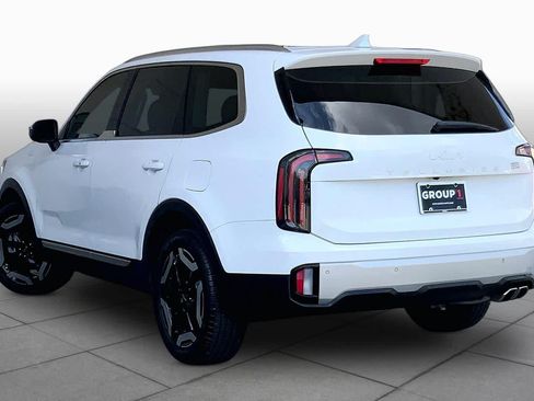Used 2023 Kia Telluride EX w/ EX Captain's Chair Package FWD image 12