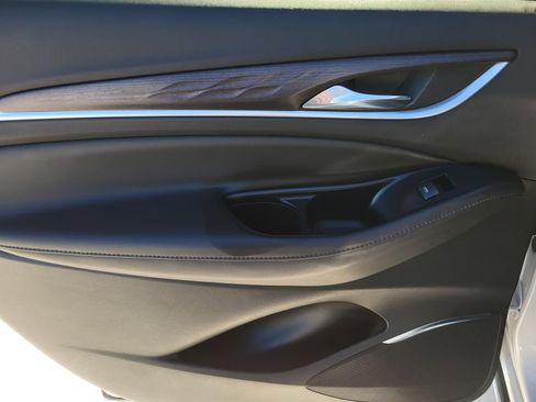 Used 2023 Buick Enclave Avenir w/ Avenir Technology Package image 12