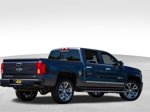 Used 2018 Chevrolet Silverado 1500 LTZ Z71 w/ Centennial Edition AWD/4WD image 8
