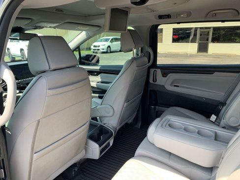 Used 2022 Honda Odyssey Elite image 13