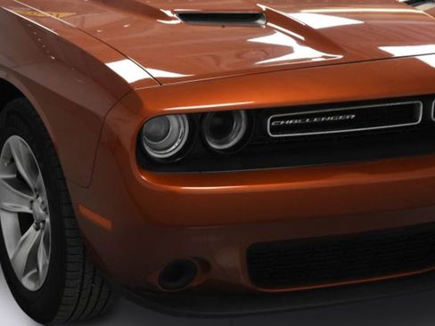 Used 2021 Dodge Challenger SXT RWD image 38