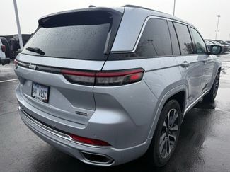 New 2025 Jeep Grand Cherokee Overland AWD/4WD video 3
