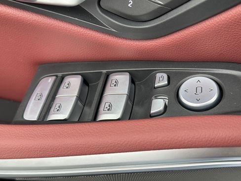 New 2026 BMW 330i Sedan w/ M Sport Package image 17