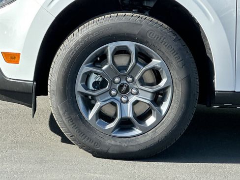 New 2025 Ford Maverick XLT image 24