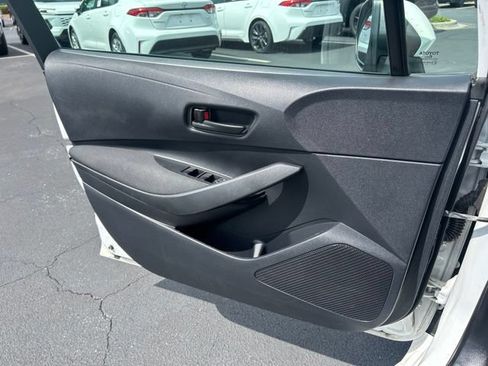 Used 2024 Toyota Corolla LE FWD image 29