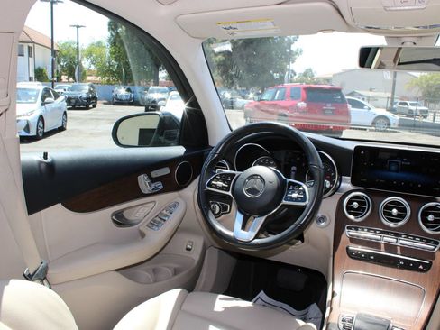 Used 2020 Mercedes-Benz GLC 300 image 20
