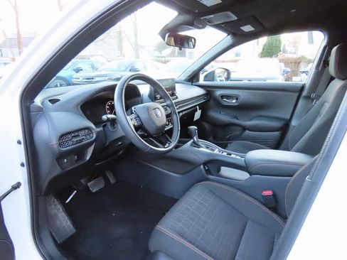 Certified 2023 Honda HR-V Sport image 2