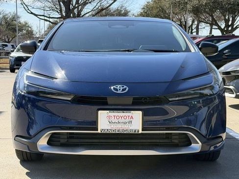 New 2026 Toyota Prius Plug-In Hybrid FWD image 8