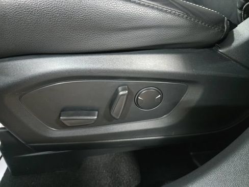 Used 2023 Ford Explorer ST w/ Equipment Group 401A AWD/4WD image 34