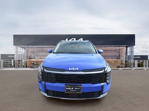 New 2026 Kia Sportage EX w/ EX Panorama Roof Package FWD image 9
