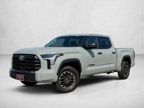 Used 2026 Toyota Tundra SR5 w/ TRD Off-Road Package AWD/4WD image 6