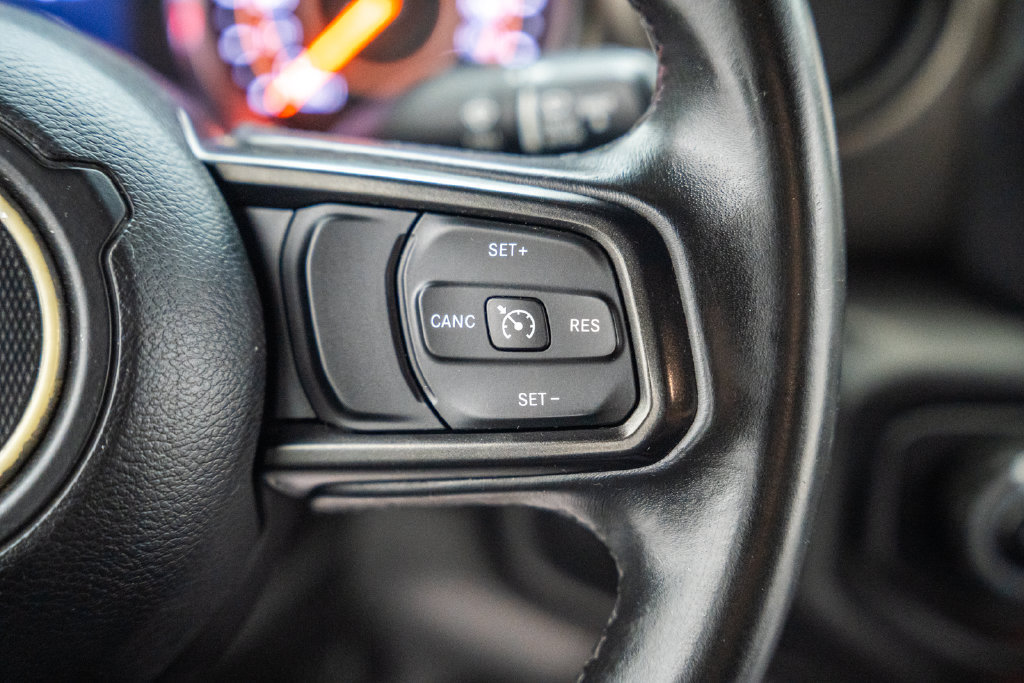 Used 2018 Jeep Wrangler Unlimited Sport S AWD/4WD image 22