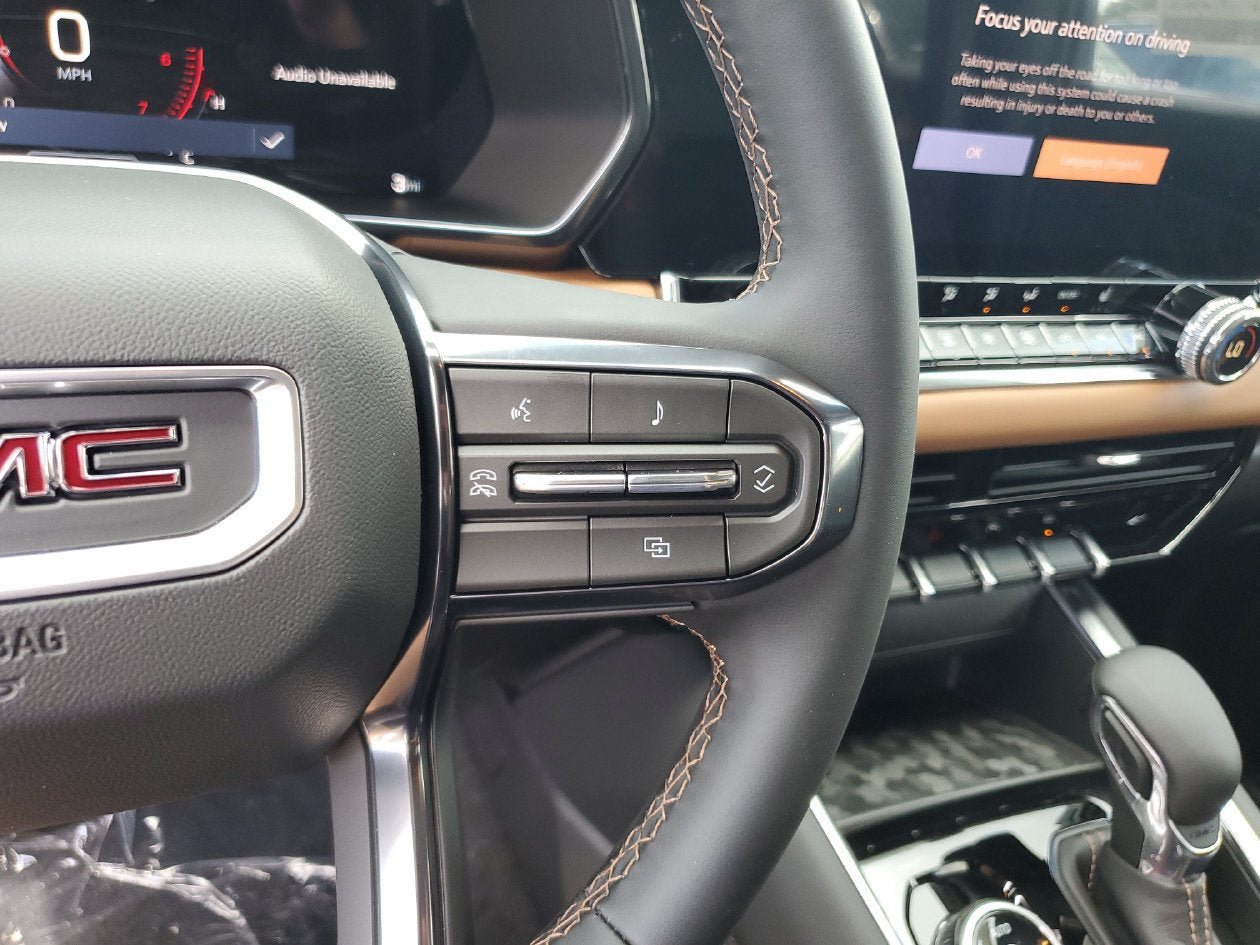 New 2026 GMC Canyon AT4 w/ Technology Plus Package AWD/4WD image 28
