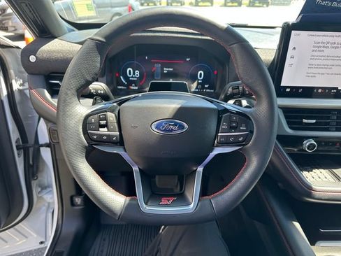 Certified 2025 Ford Explorer ST AWD/4WD image 12