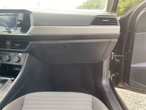 Used 2024 Volkswagen Jetta S image 28