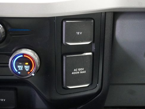 Used 2024 Ford F250 XLT image 16