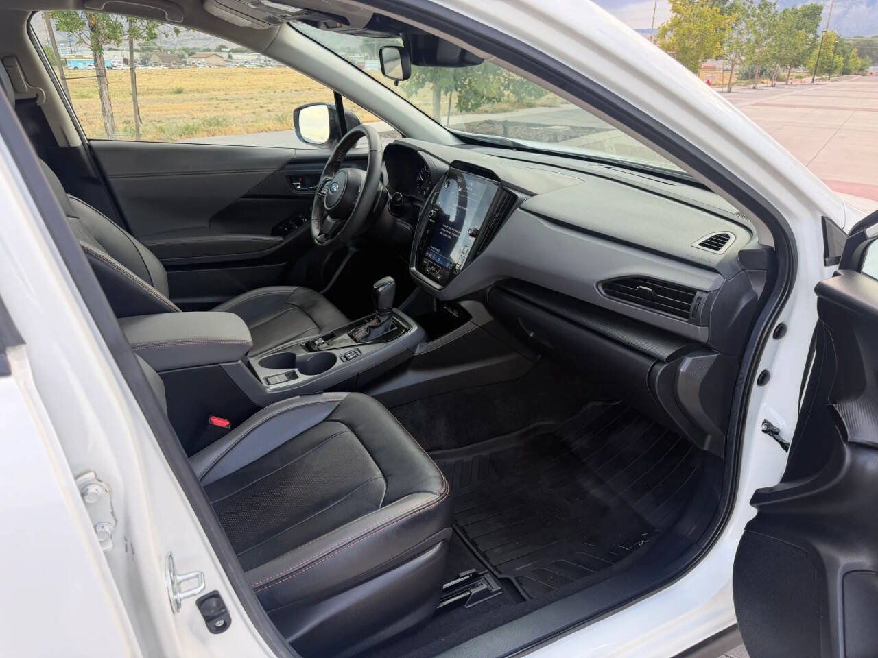 Used 2024 Subaru Crosstrek 2.5i Limited AWD/4WD image 14