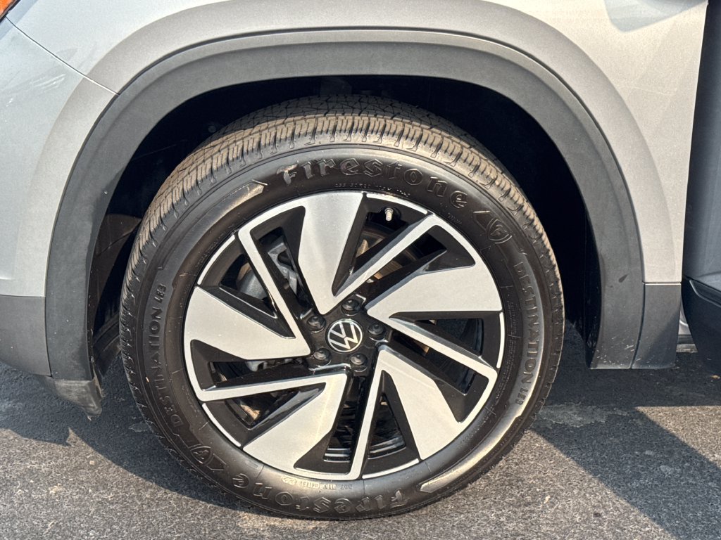 Used 2024 Volkswagen Atlas SE FWD image 24