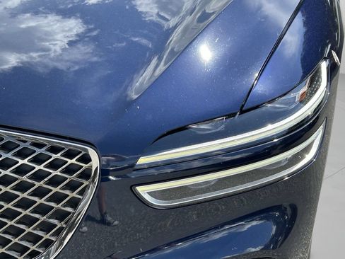 Used 2022 Genesis GV70 2.5T AWD/4WD image 13