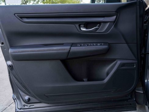 Used 2023 Honda CR-V Sport image 36