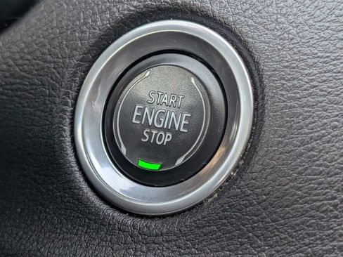Used 2019 Cadillac XT4 Premium Luxury AWD/4WD image 28