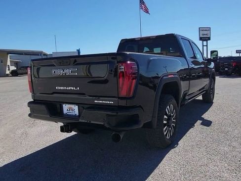 New 2026 GMC Sierra 2500 Denali Ultimate image 7
