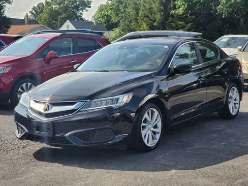 Used 2017 Acura ILX FWD image 3