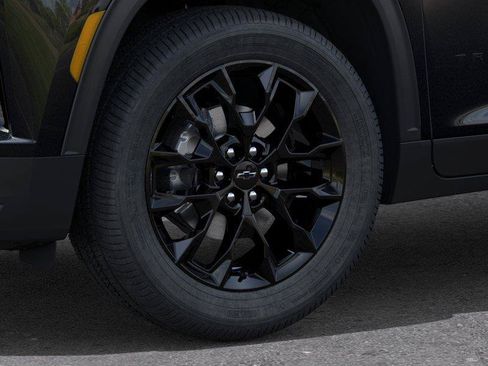 Used 2026 Chevrolet Traverse LT w/ Midnight/Sport Edition AWD/4WD image 12