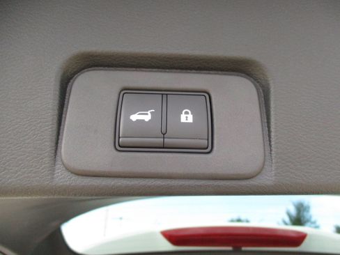 Used 2023 Nissan Rogue SV w/ SV Premium B Package AWD/4WD image 40