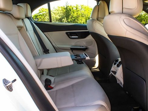 Used 2022 Mercedes-Benz C 300 4MATIC Sedan image 34
