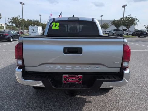 Certified 2022 Toyota Tacoma SR5 RWD image 5