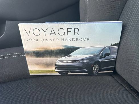 Used 2024 Chrysler Voyager LX FWD image 52