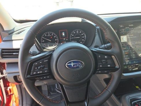 Certified 2025 Subaru Crosstrek 2.5i Limited w/ Popular Package #4A AWD/4WD image 12