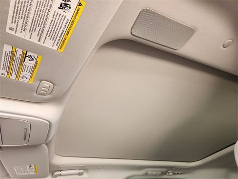 New 2025 Lincoln Navigator Reserve image 24