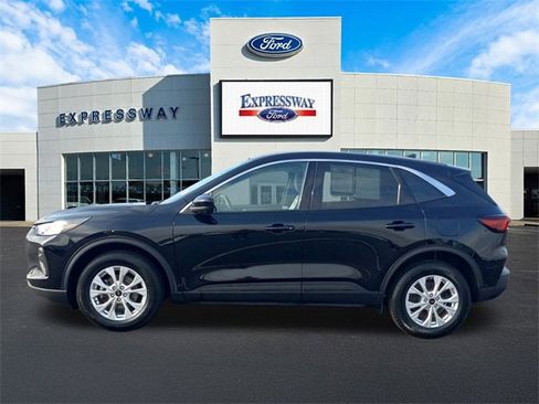 Used 2023 Ford Escape Active w/ Tech Pack #2 image 9