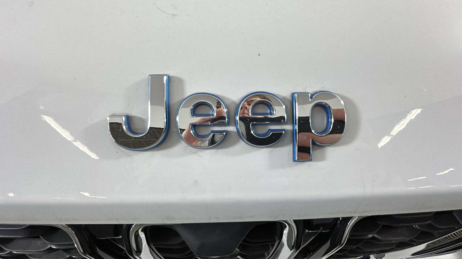 Used 2022 Jeep Grand Cherokee Limited 4xe w/ Luxury Tech Group II AWD/4WD image 10