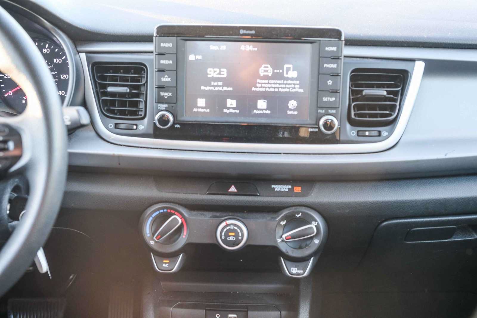 Used 2019 Kia Rio S FWD image 10