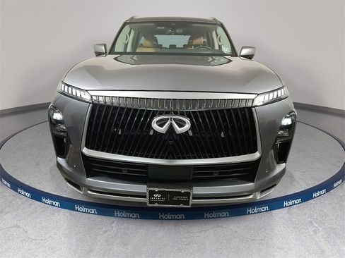 Certified 2025 INFINITI QX80 Sensory image 2