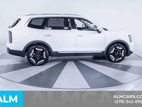 Used 2024 Kia Telluride EX FWD image 11