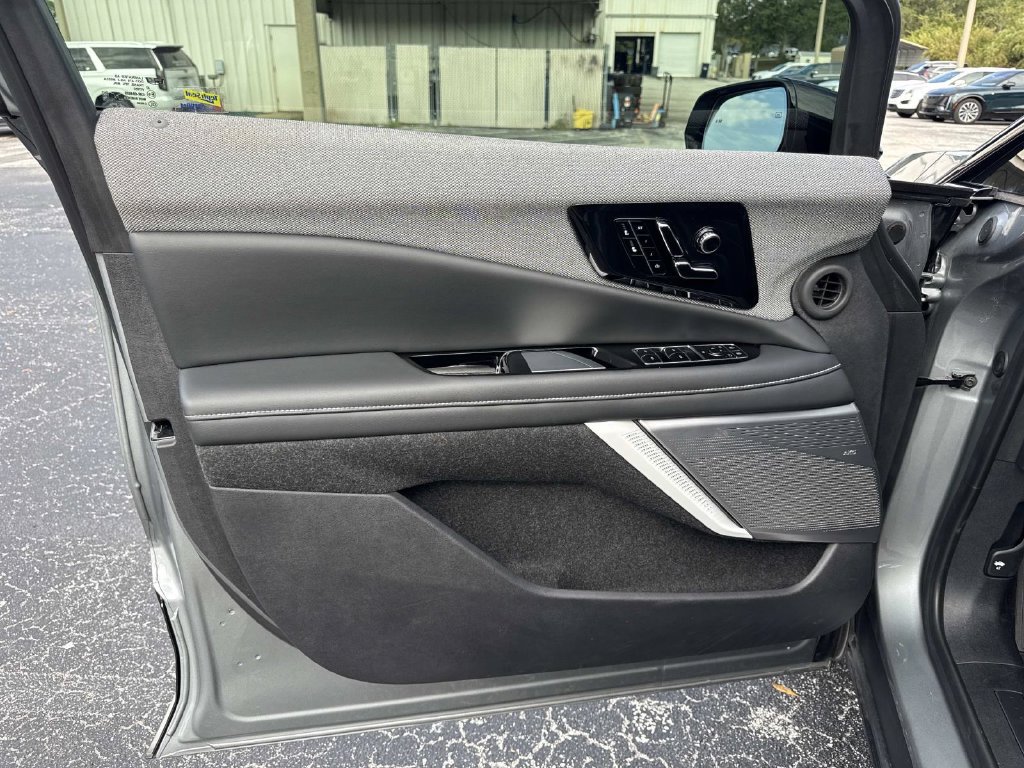 New 2025 Cadillac Optiq Sport 1 AWD/4WD image 19